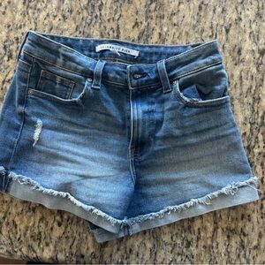 Celebrity Pink shorts. Size 7/28‎